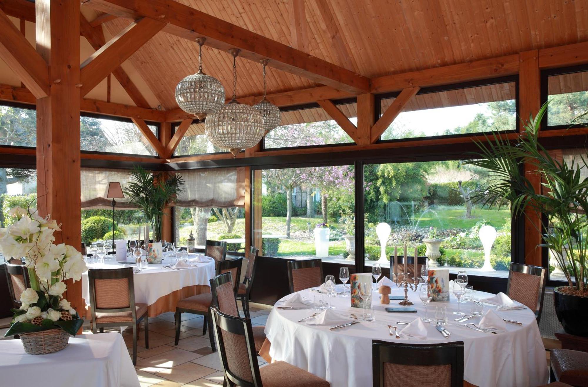 Отель Auberge A La Bonne Idee Saint-Jean-aux-Bois  Экстерьер фото