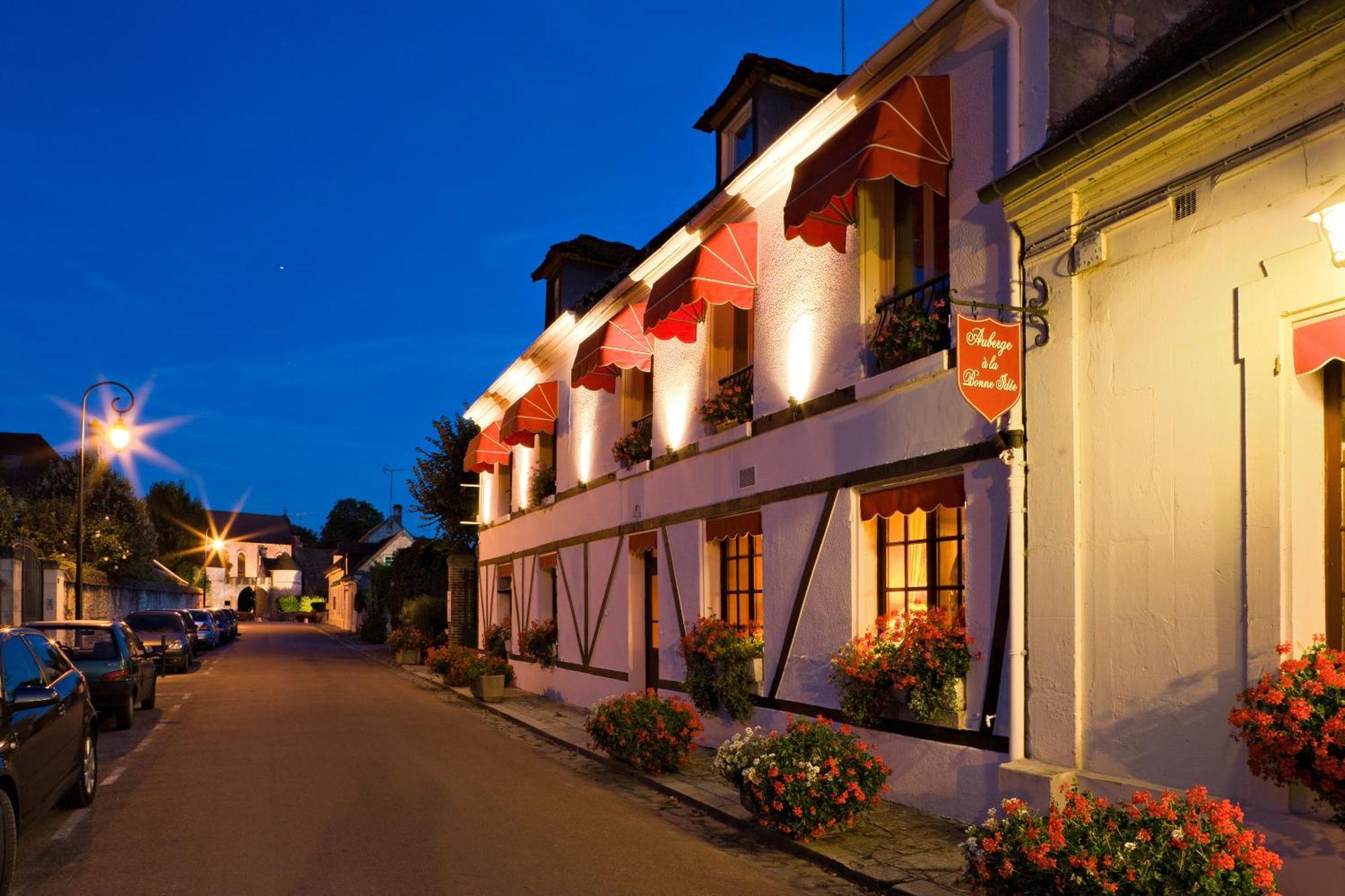 Отель Auberge A La Bonne Idee Saint-Jean-aux-Bois  Экстерьер фото